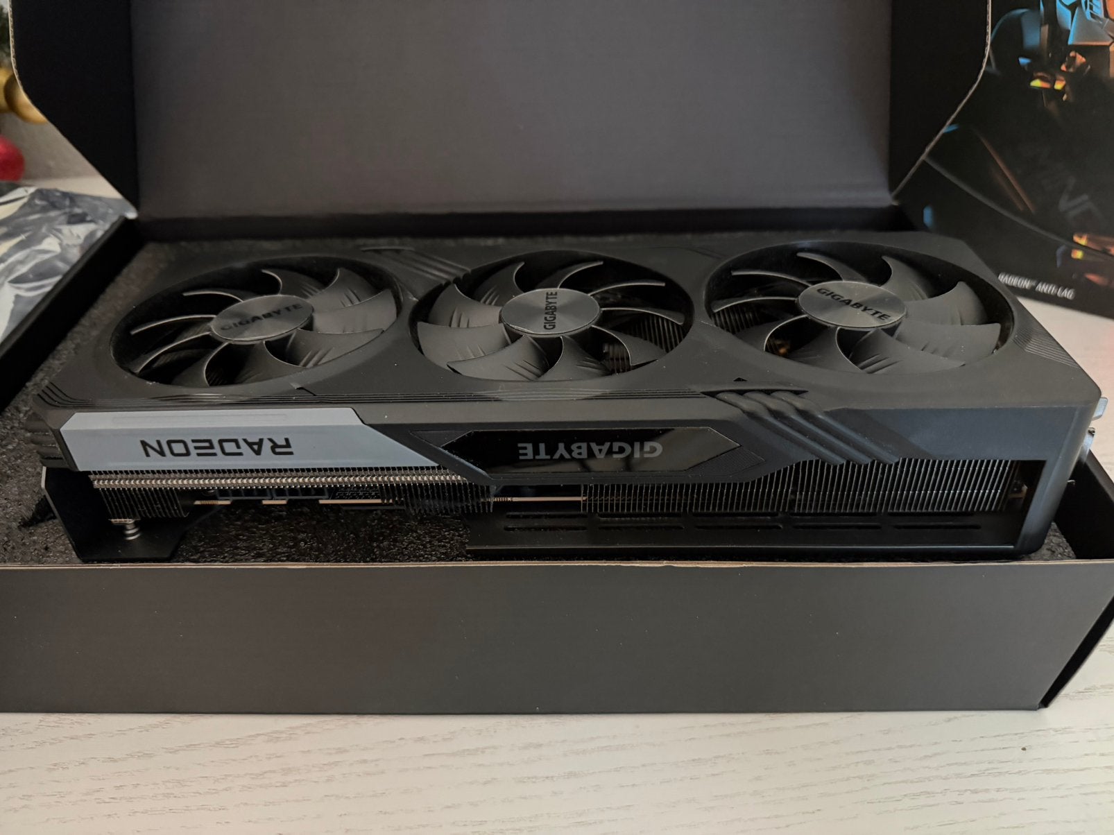 Gigabyte Radeon RX 7900 GRE GAMING OC 16G aangeboden, Computers en Software, Videokaarten, Ophalen, AMD, GDDR6, PCI-Express 4