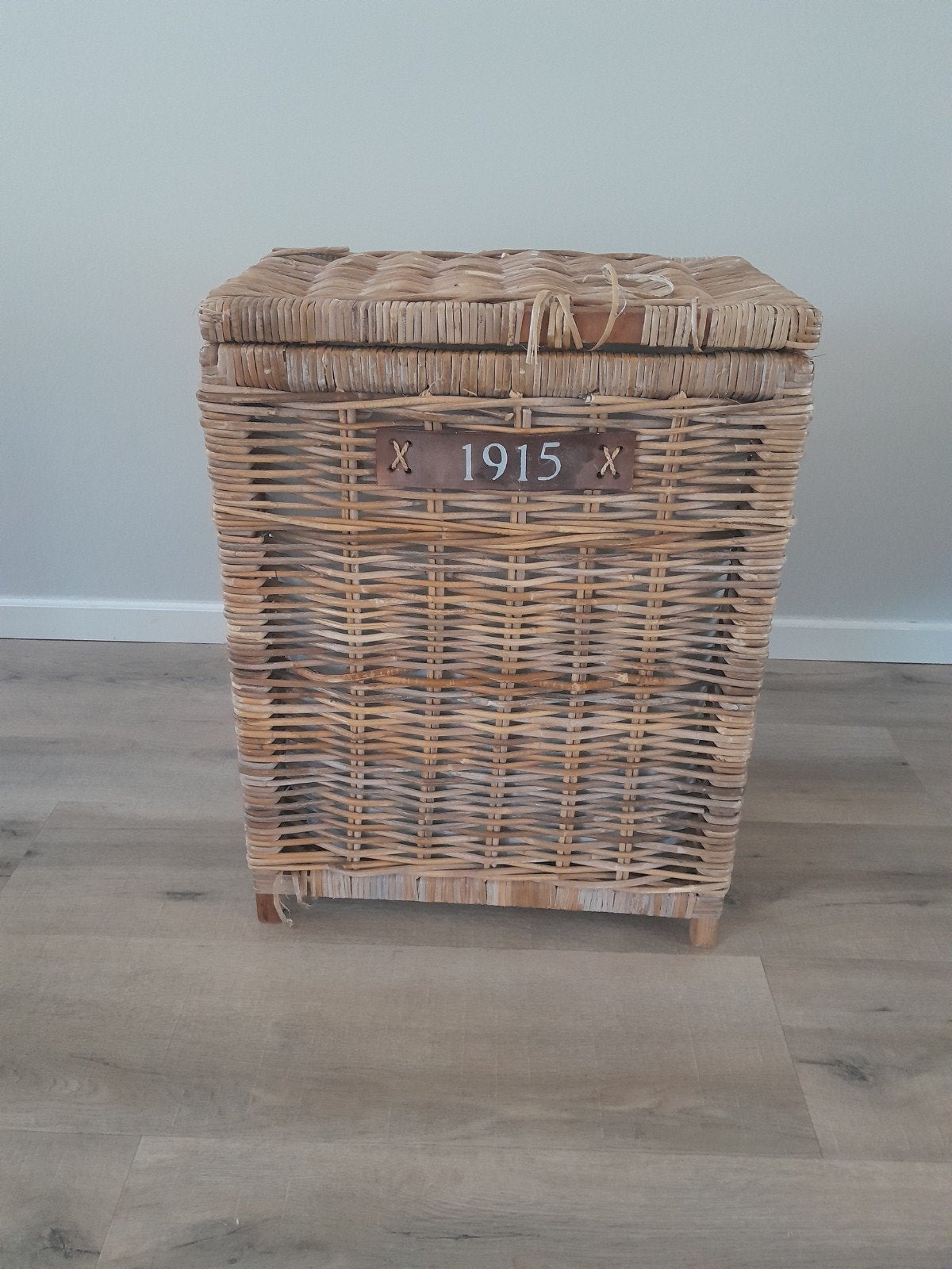 Gratis Rattan wasmand 1915 van Xenos, Huis en Inrichting, Ophalen, Gebruikt, Mand, Gevlochten