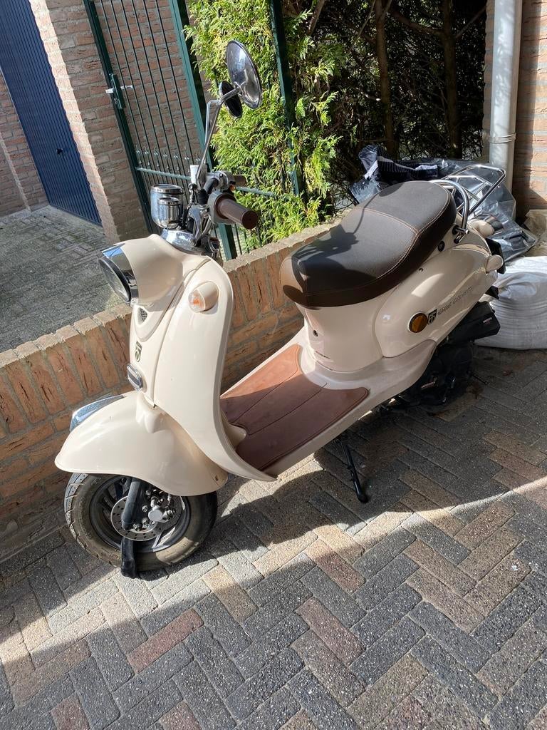 Scooter BTC Old Classic, Ophalen, Zo goed als nieuw, Benzine, Overige modellen