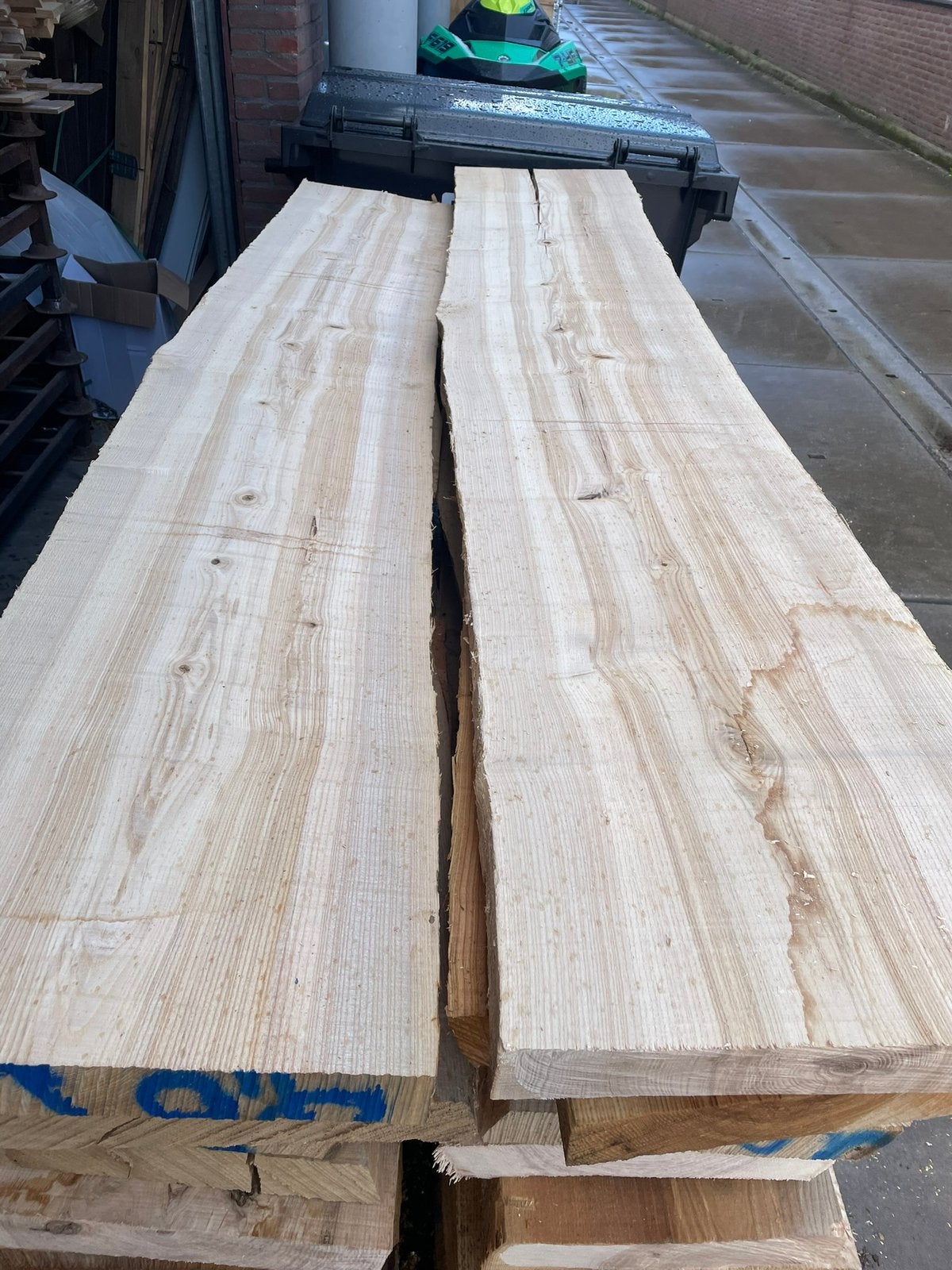 Partij dikke essen stamdelen schaaldelen balken planken, Ophalen, Nieuw, 200 tot 250 cm, Plank