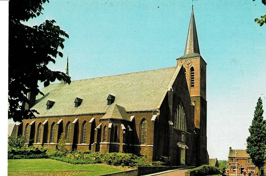 Velden, Kerk, Ophalen of Verzenden, Ongelopen, Limburg