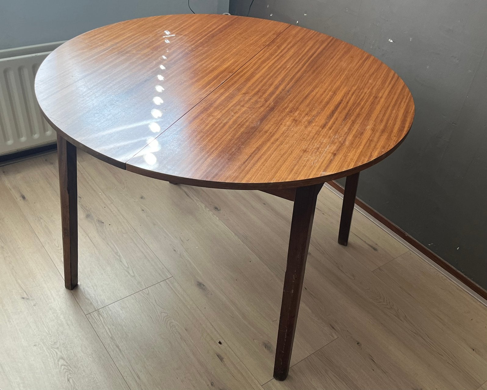Vintage: Mooie ronde eettafel, uitschuifbaar, Ophalen, Gebruikt, 100 tot 150 cm, Vintage