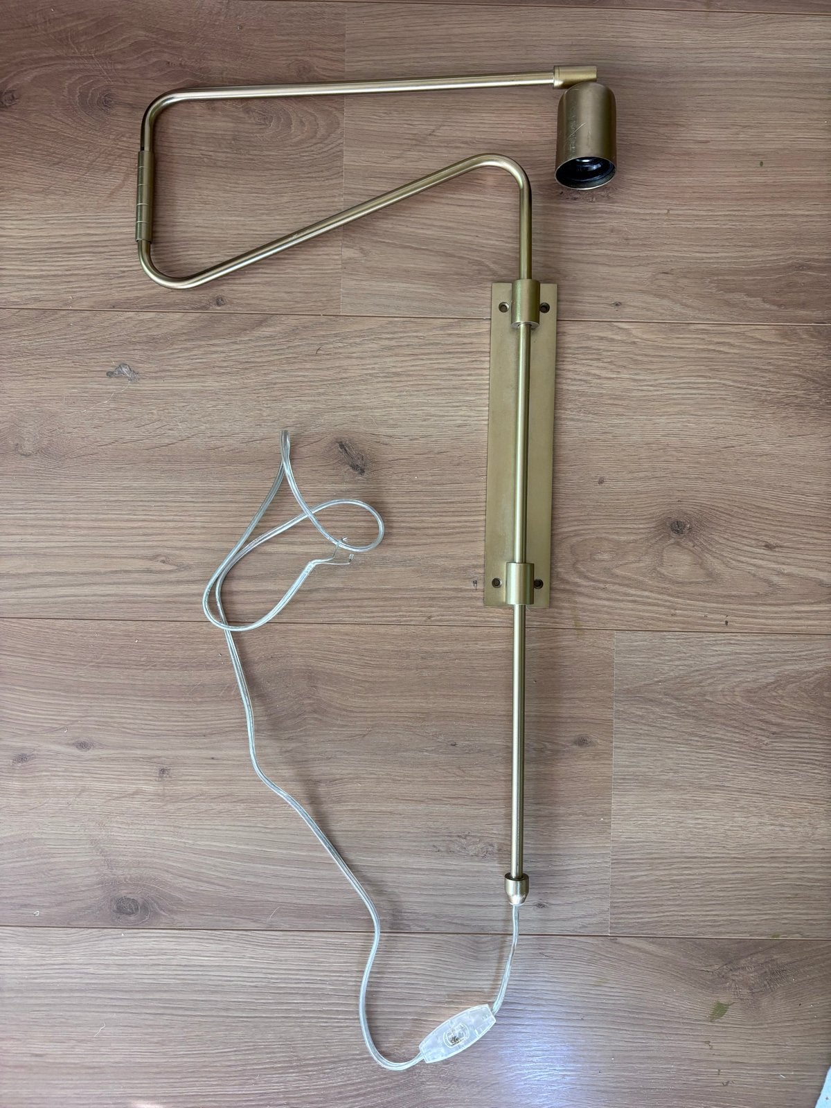 House Doctor Swing wandlamp - messing, Huis en Inrichting, Gebruikt, Overige fittingen, Ophalen of Verzenden, Verstelbaar