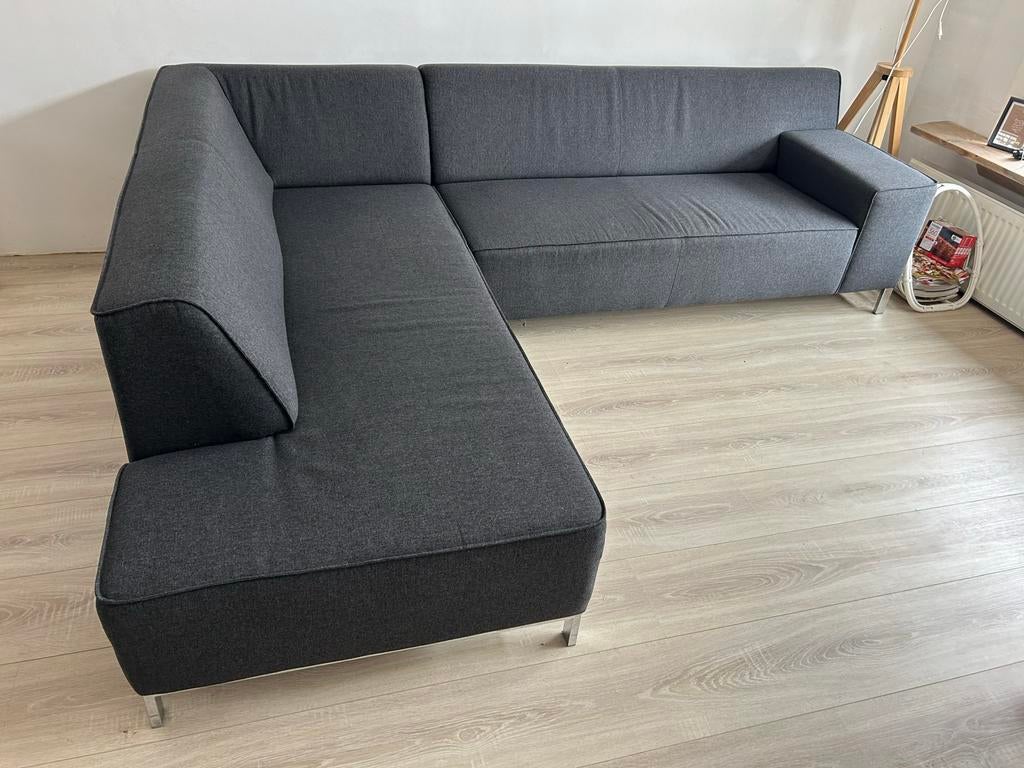 Hoekbank Montel antraciet, Huis en Inrichting, Banken | Bankstellen, Ophalen, 250 tot 300 cm, Gebruikt, Hoekbank