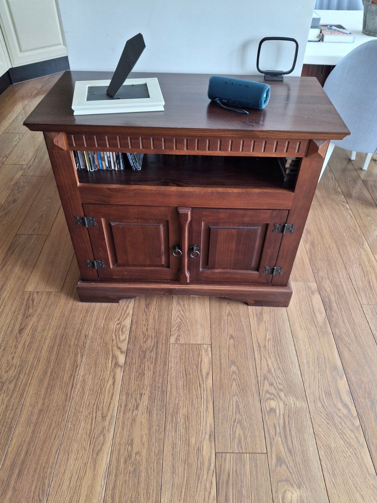 Houten Audiomeubel / TV-meubel met opbergruimte, Huis en Inrichting, Kasten | Televisiemeubels, Gebruikt, Klassiek, Minder dan 100 cm