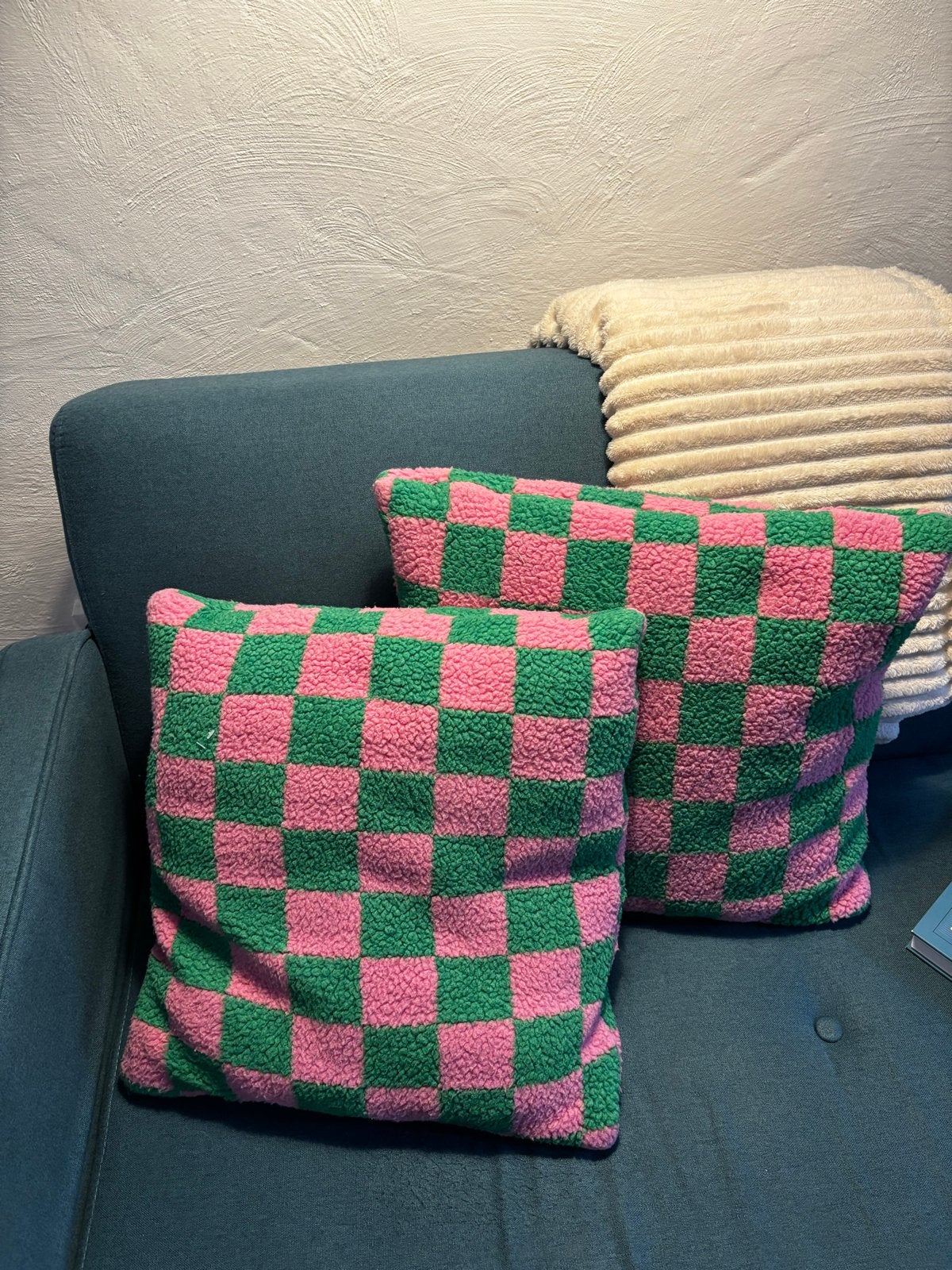 Geblokte kussens groen/roze van Xenos, Ophalen, Overige merken, Meerkleurig, Met print