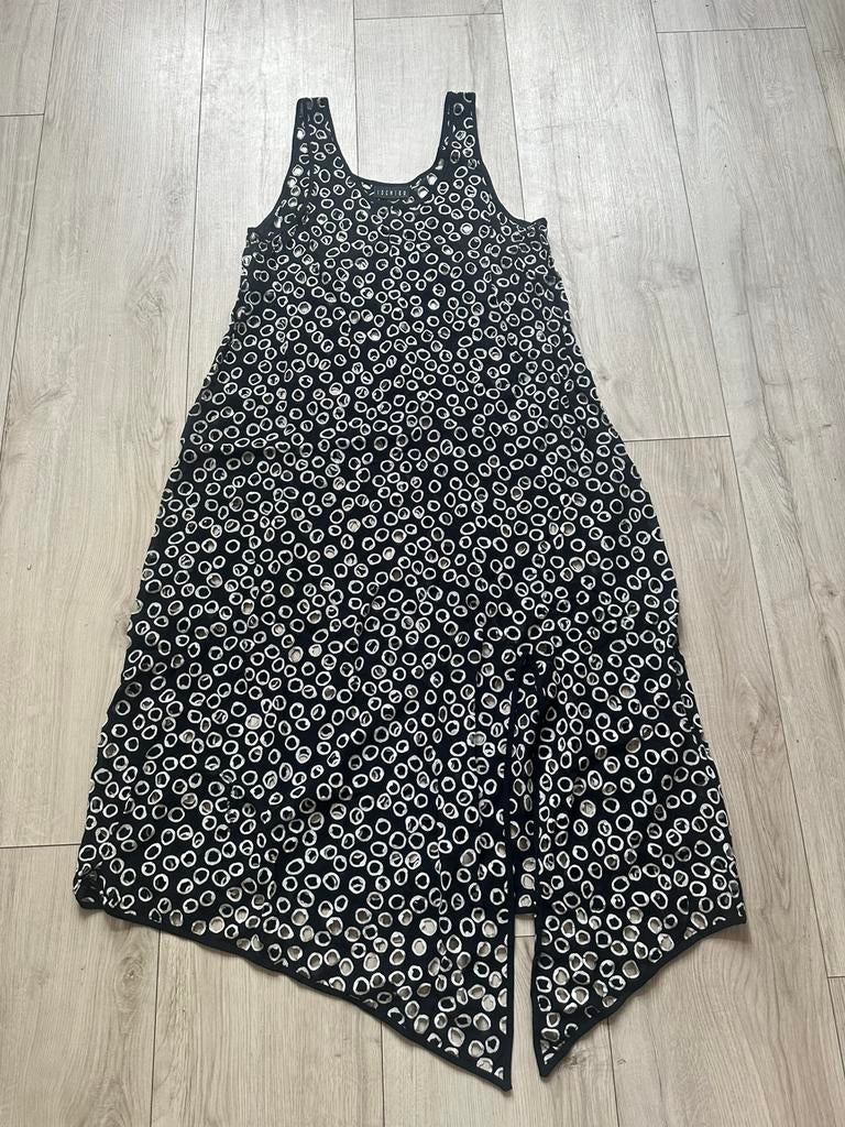 Ischiko lange jurk, Kleding | Dames, Jurken, Zwart, Maat 42/44 (L), Ophalen of Verzenden, Zo goed als nieuw