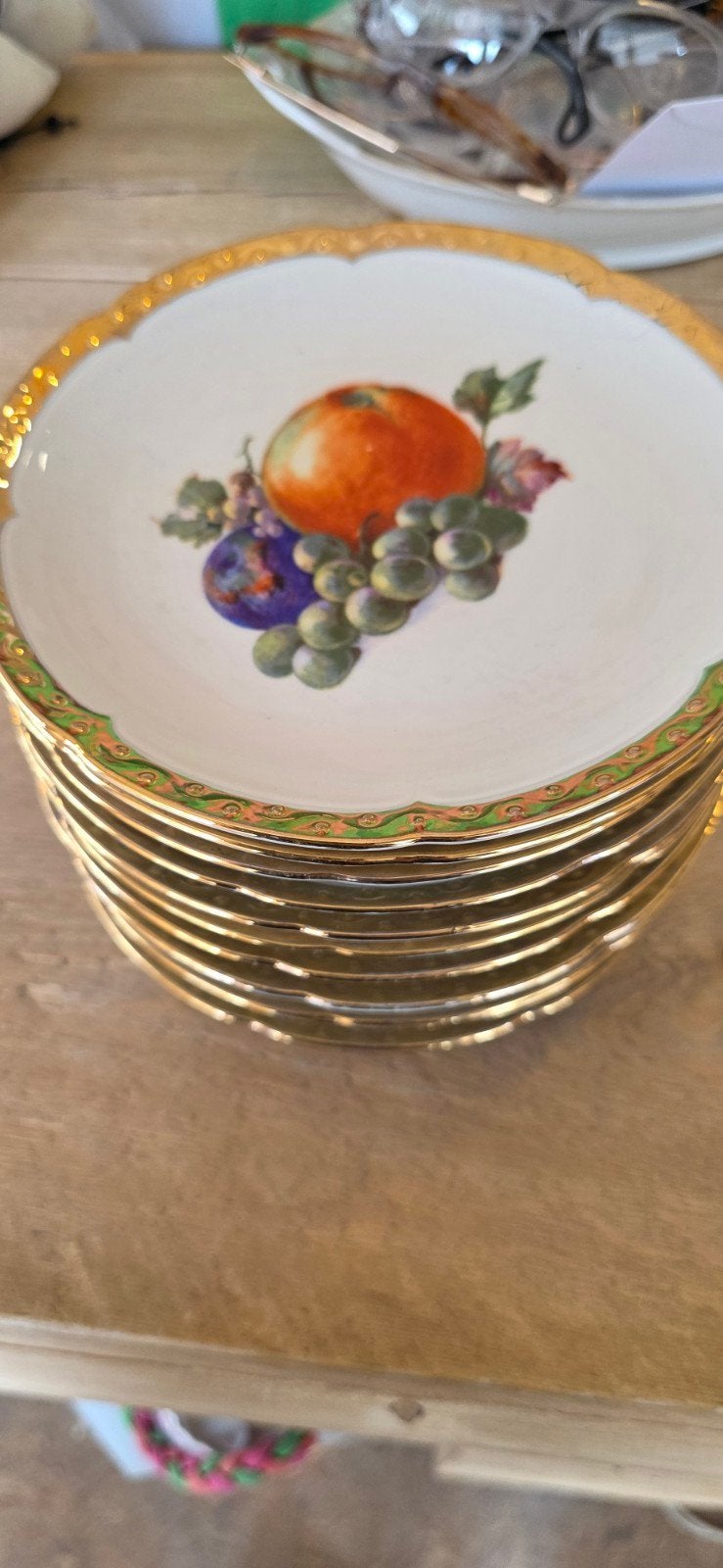 Set van 12 Antieke Porseleinen Schoteltjes met Fruitdecor, Antiek en Kunst, Ophalen