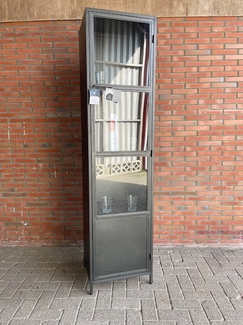 VITRINEKAST smal Industriële metaal  50cm breed actie prijs, Huis en Inrichting, 1 of 2 laden, Industriële metaal design vitrine kast 50 cm 1deurs  actie