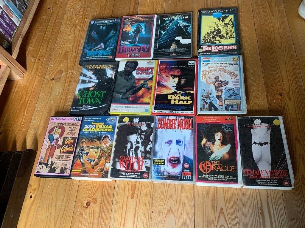 Kleine verzameling videobanden (ex rental horror), Horror, Gebruikt, Vanaf 16 jaar, Ex-rental