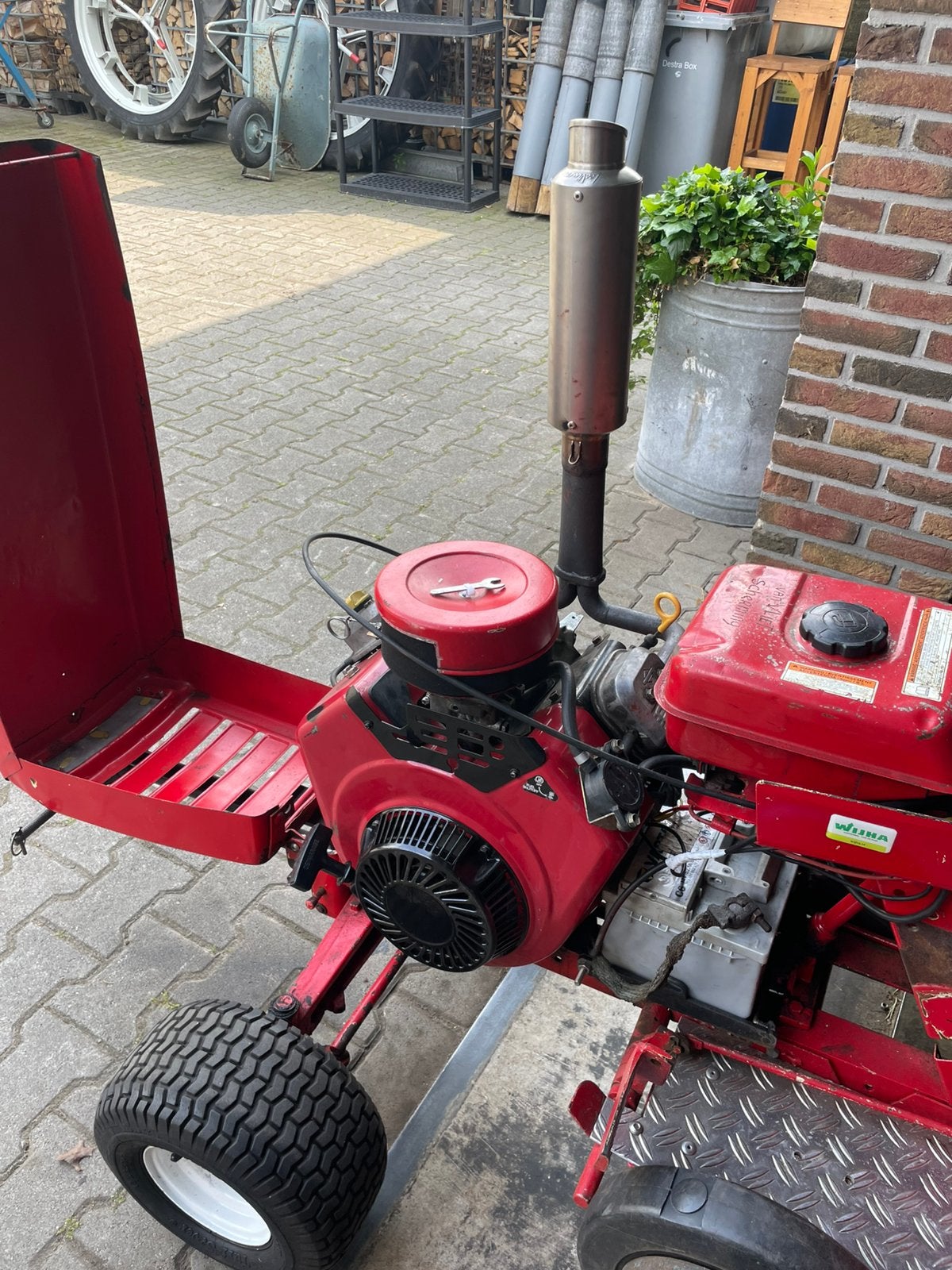B&s vanguard 18 hp v-twin, Ophalen, Zo goed als nieuw