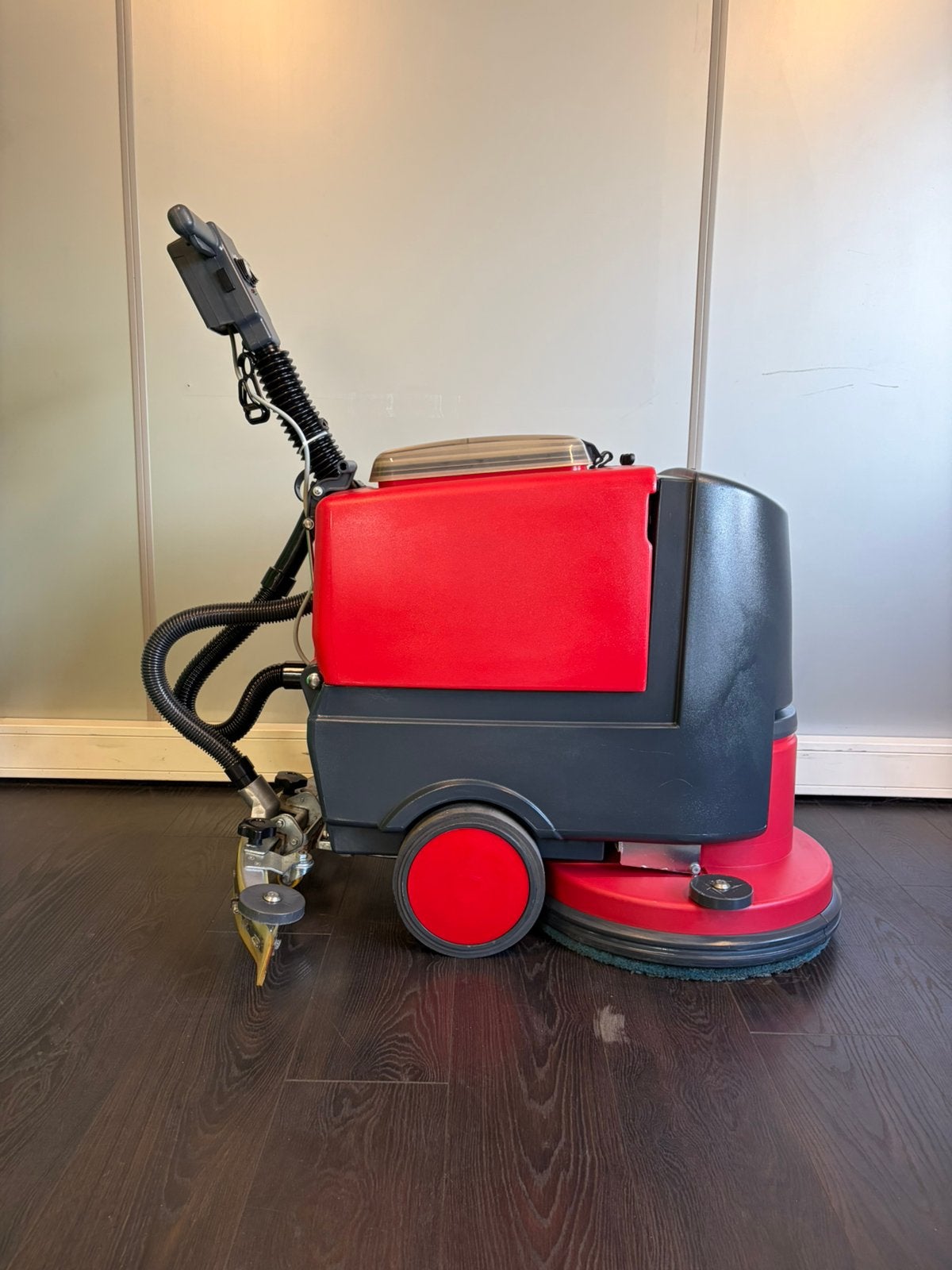 Schrobmachine | Cleanfix RA431 | Nieuw accupakket, Doe-het-zelf en Verbouw, Ophalen of Verzenden, Gebruikt, Schrobmachine