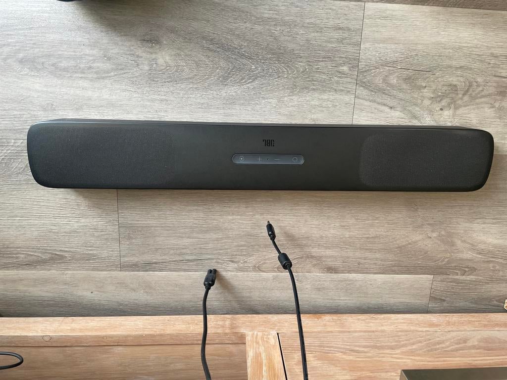 JBL Soundbar - 5.0 Krachtig geluid voor uw TV, Ophalen, Bluetooth, Zo goed als nieuw