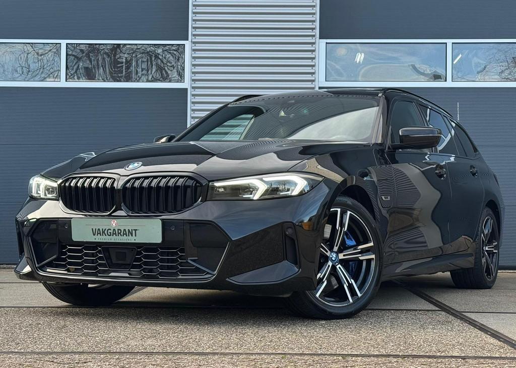 BMW 3-serie Touring 330e M-sport High Executive |Pano |M Per, Achterwielaandrijving, Gebruikt, Euro 6, 4 cilinders