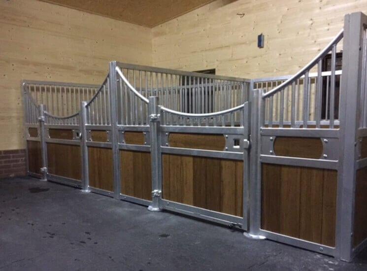 49. Mini paardenbox | shetlander box | minibox | ponystal, Dieren en Toebehoren, Stalling, 1 paard of pony