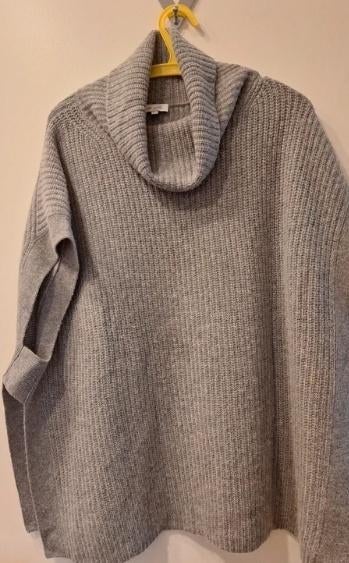Poncho grijs 44/46, Ophalen of Verzenden, Nieuw, Maat 42/44 (L), Grijs