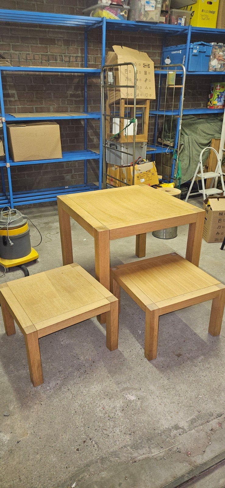 Houten salontafel met 2 bijzettafels - 90x90 & 60x60, Ophalen, Gebruikt, 50 tot 100 cm, Vierkant