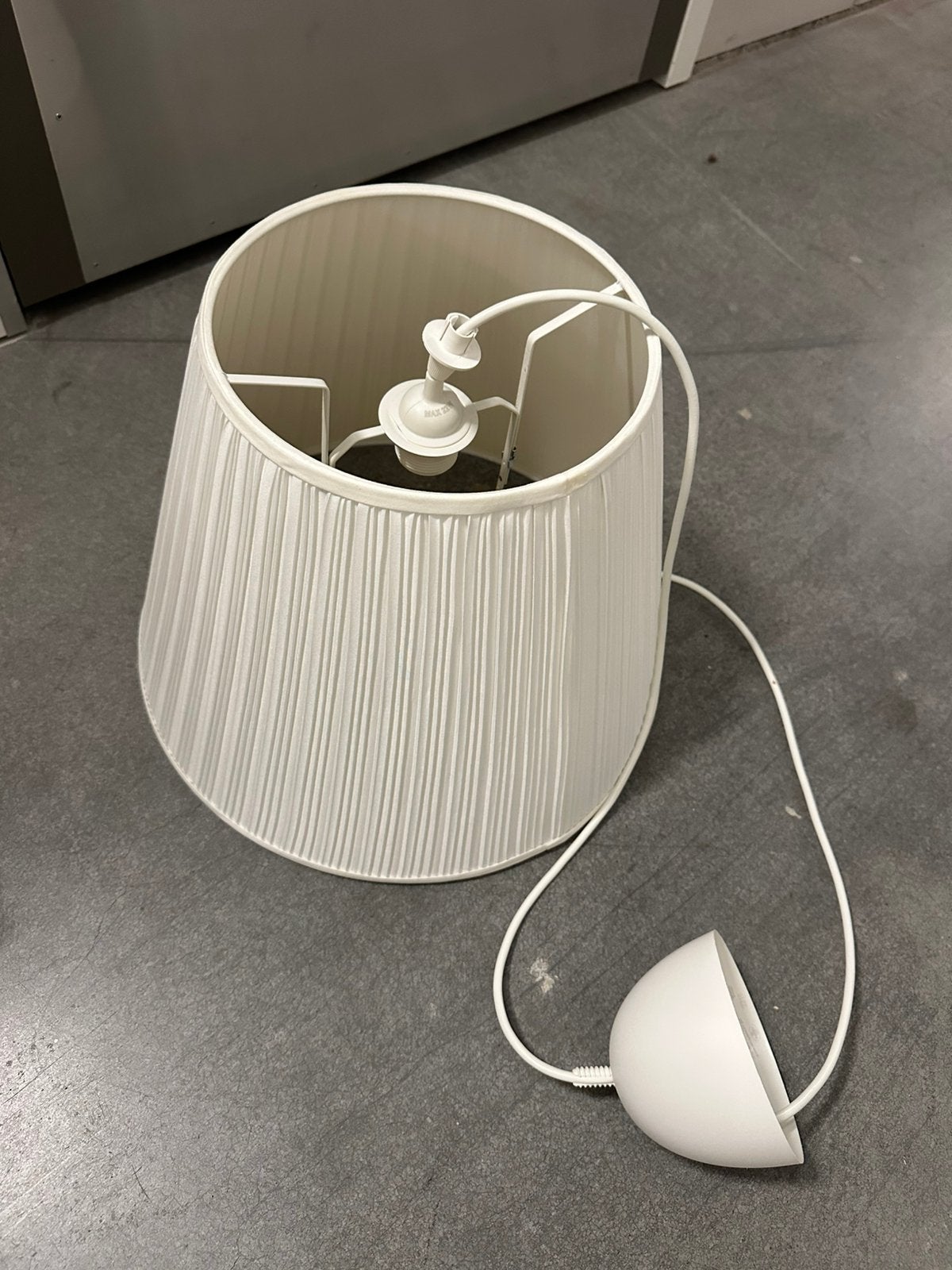 Witte Hanglamp/tafellamp, Huis en Inrichting, Ophalen, Zo goed als nieuw, Rond