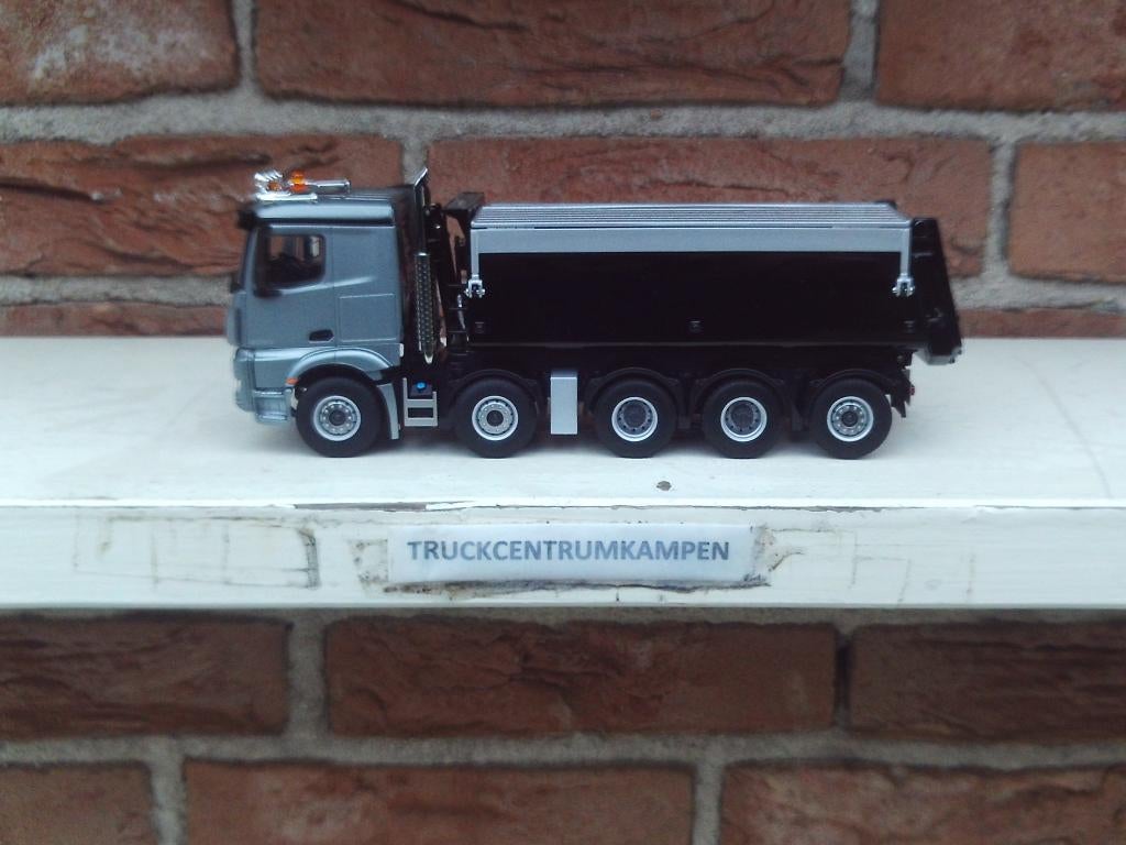 WSI  Mercedes  Benz  Arocs  Stream  Space.