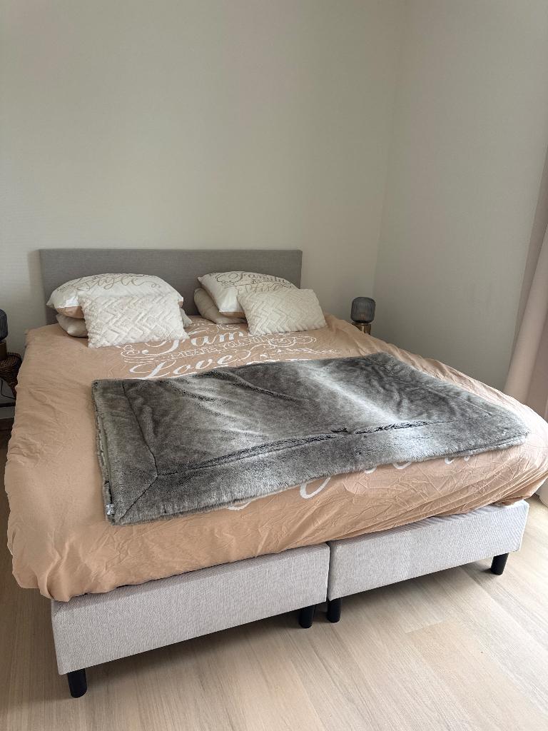 Boxspring, Ophalen, Crème, Gebruikt, Tweepersoons