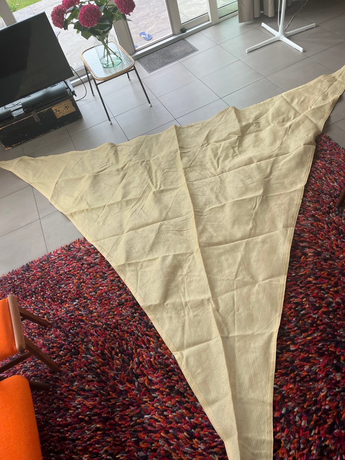 Schaduwdoek driehoek, Ophalen