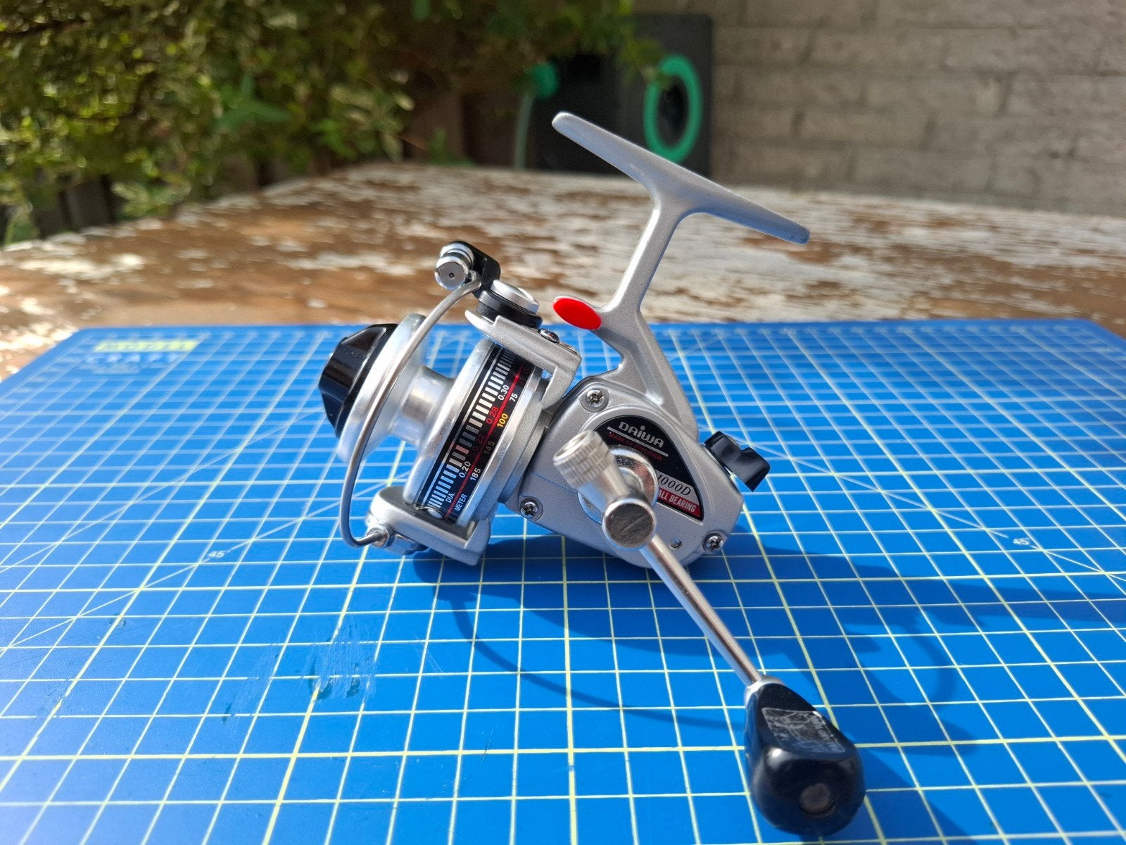 Te koop aangeboden daiwa 1000D 1000 D molen, Watersport en Boten, Ophalen of Verzenden, Gebruikt, Molen