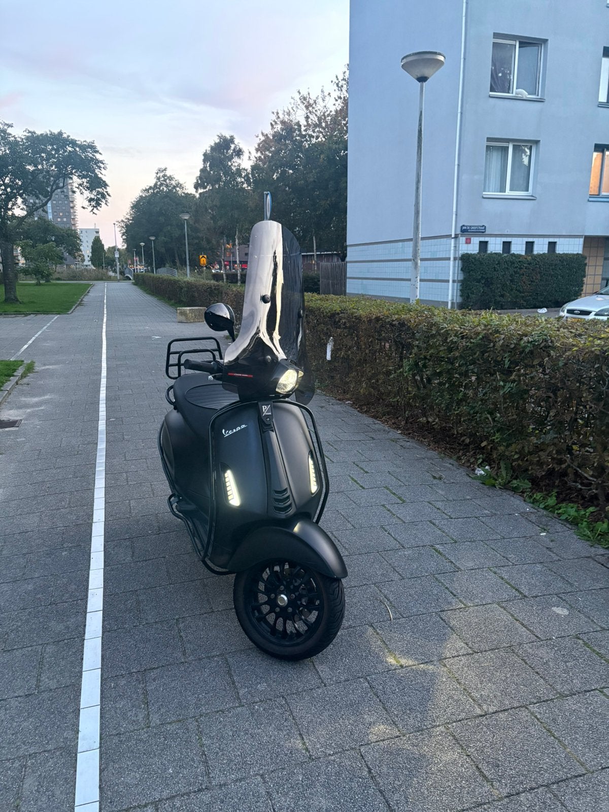 Vespa sprint 2021, Fietsen en Brommers, Ophalen of Verzenden, Zo goed als nieuw, Benzine, Vespa S