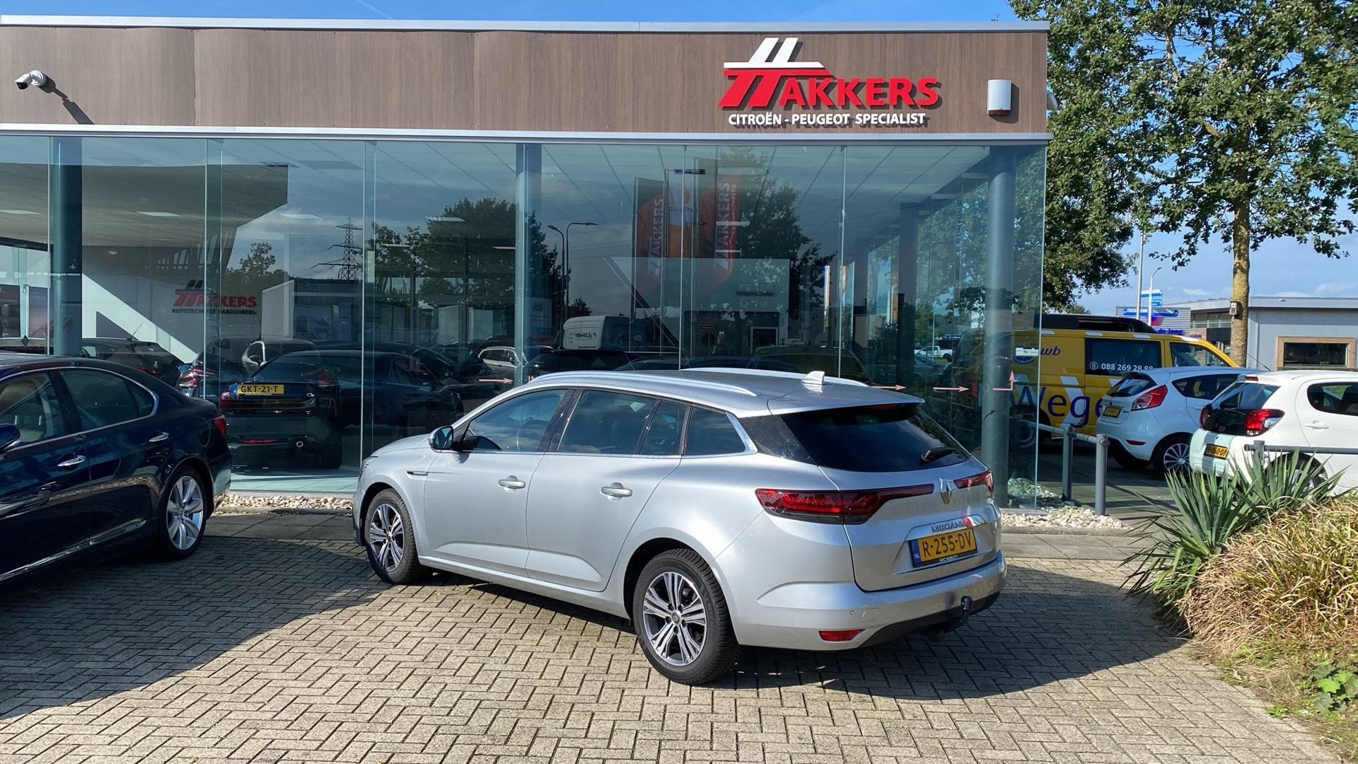 Foto 3 van Renault Mégane Estate 1.3 TCe Intens