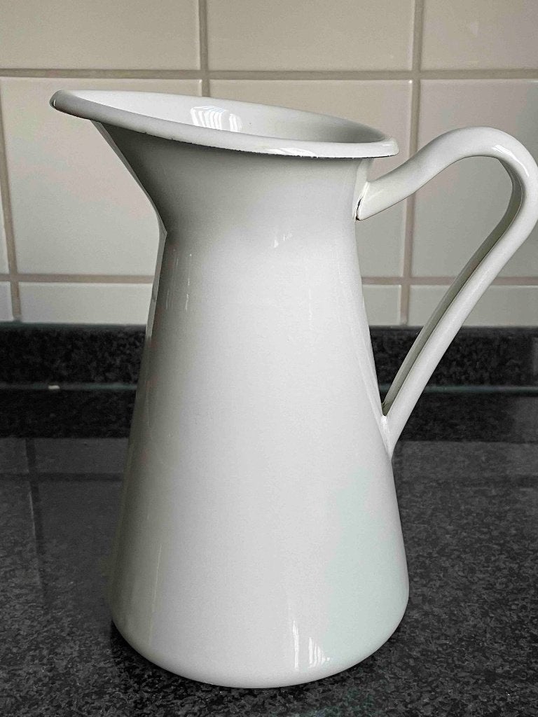 IKEA Emaille Melkkan / Waterkan / Vas - 22 cm hoog, IKEA, Ophalen of Verzenden, Metaal, Wit