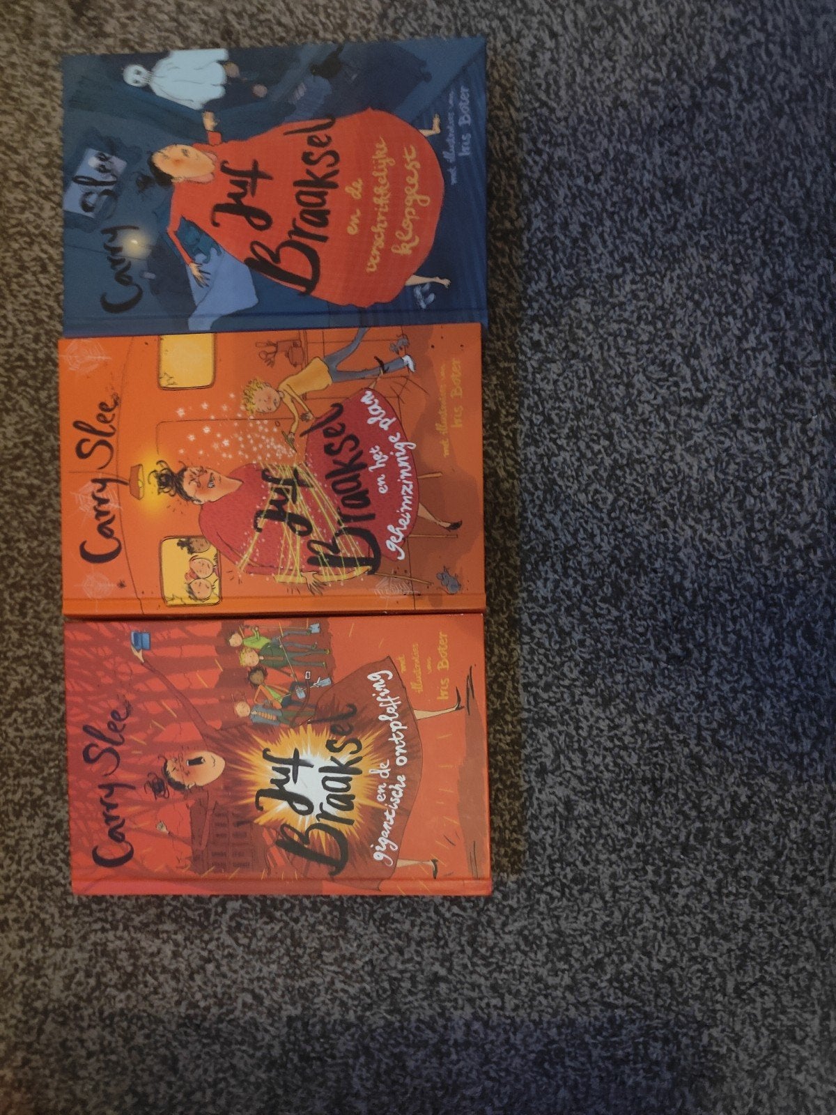 Carry Slee - Juf Braaksel boeken (3 delen), Boeken, Ophalen, Zo goed als nieuw, Carry Slee, Fictie