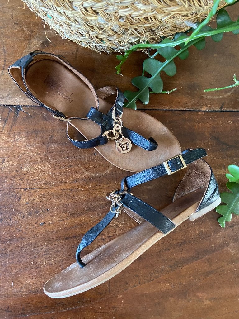 Zwarte sandalen gouden ketting Lina Locchi mt 39  i.z.g.st., Lina Locchi, Zwart, Zo goed als nieuw, Sandalen of Muiltjes