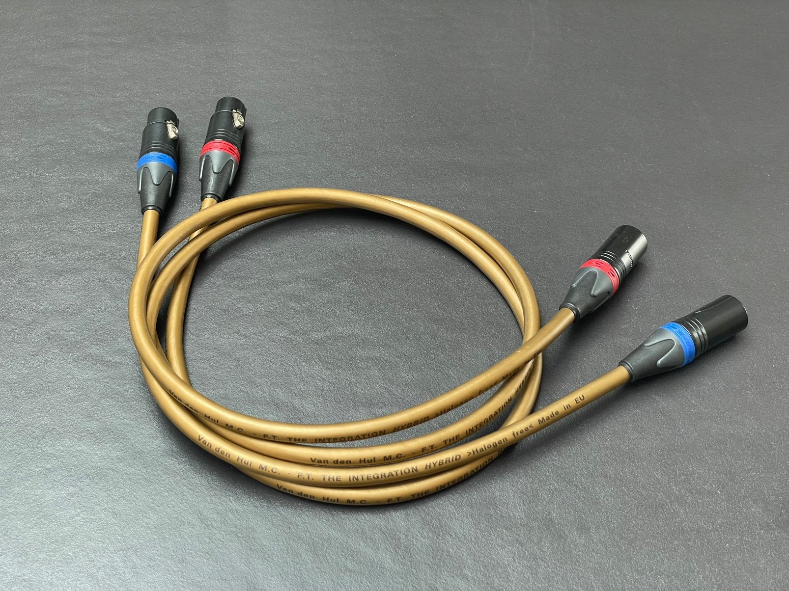 van den Hul The Integration XLR 0,8m Hybrid, Ophalen of Verzenden, Zo goed als nieuw, Minder dan 2 meter, Interlink-kabel