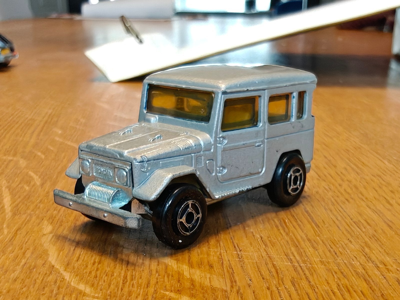 Majorette Toyota Land Cruiser ZILVER, Ophalen of Verzenden, Zo goed als nieuw, Auto