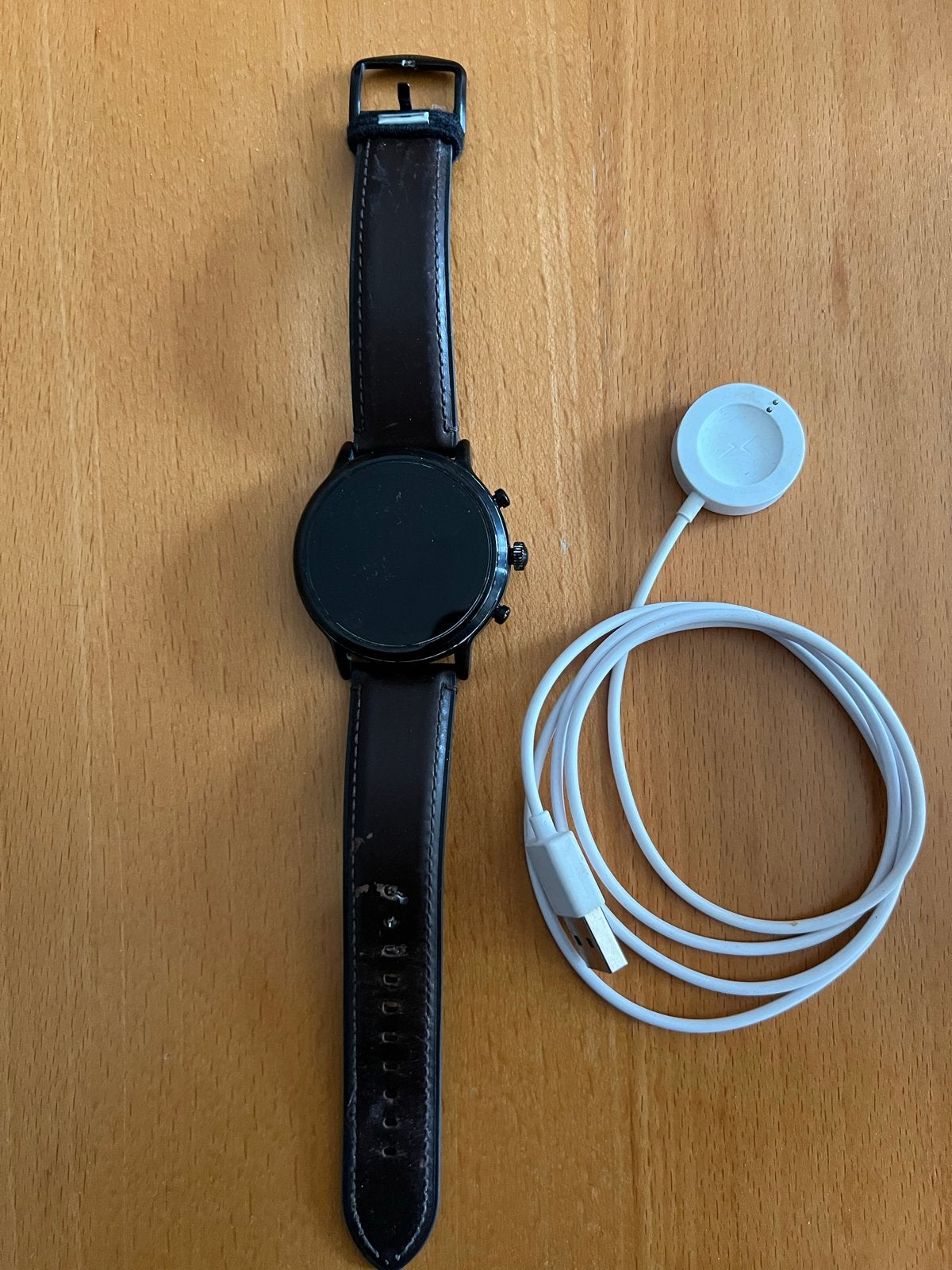 Fossil Carlyle HR Smartwatch - Zwart met bruin leren band, Sieraden, Tassen en Uiterlijk, Smartwatches, Gebruikt, Hartslag, Zwart