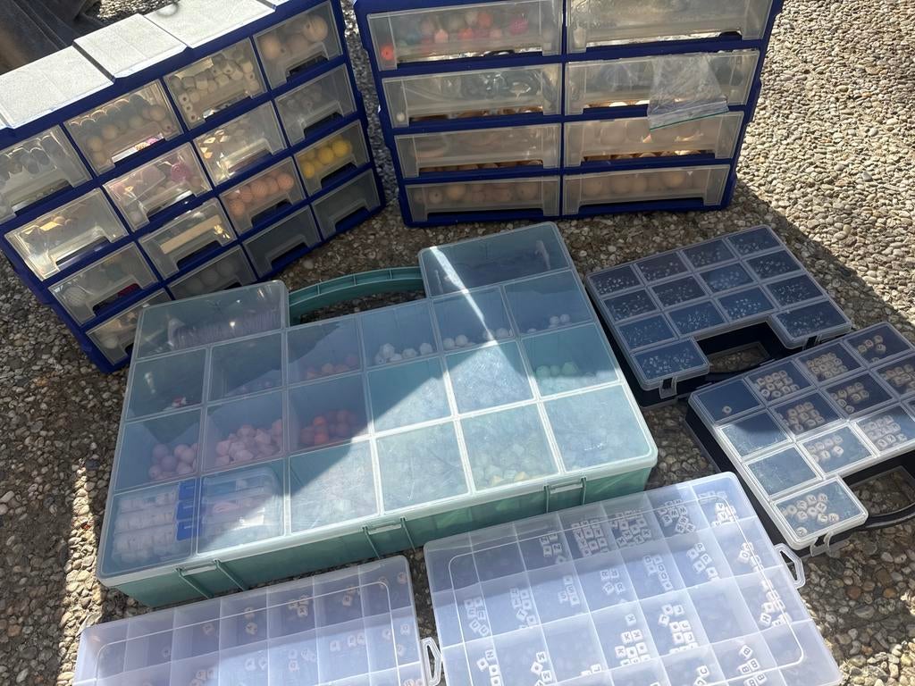 Grote voorraad speenkoorden maken - kralen, clips, ringen, Hobby en Vrije tijd, Kralen en Sieraden maken, Ophalen, Gebruikt, Kraal