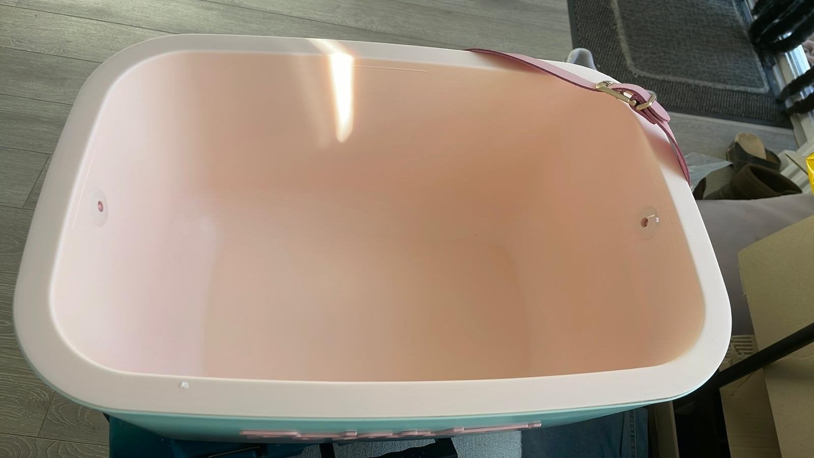 Polarbox Koelbox - Lichtblauw met Roze Details, Caravans en Kamperen, Ophalen, Zo goed als nieuw, Koelbox, Koelelement