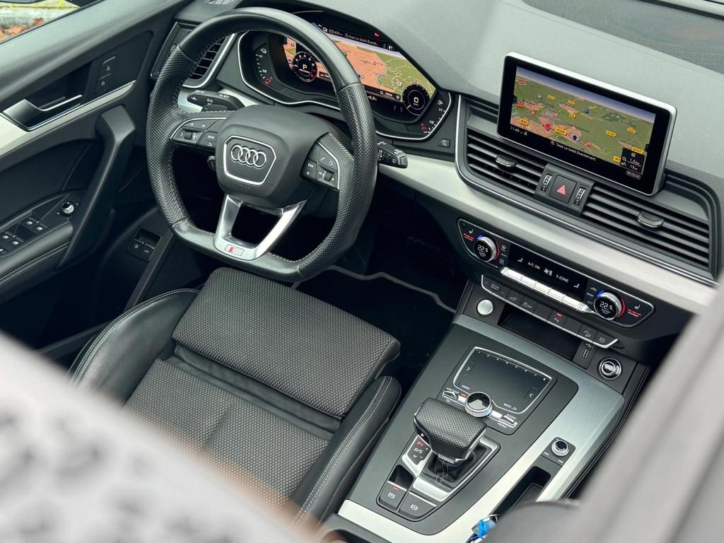 Audi Q5 55 TFSI e QUATTRO 367 PK |PANO|MATRIX|LUCHTVERING|B&, Automaat, 2005 kg, 4 cilinders, Leder en Stof