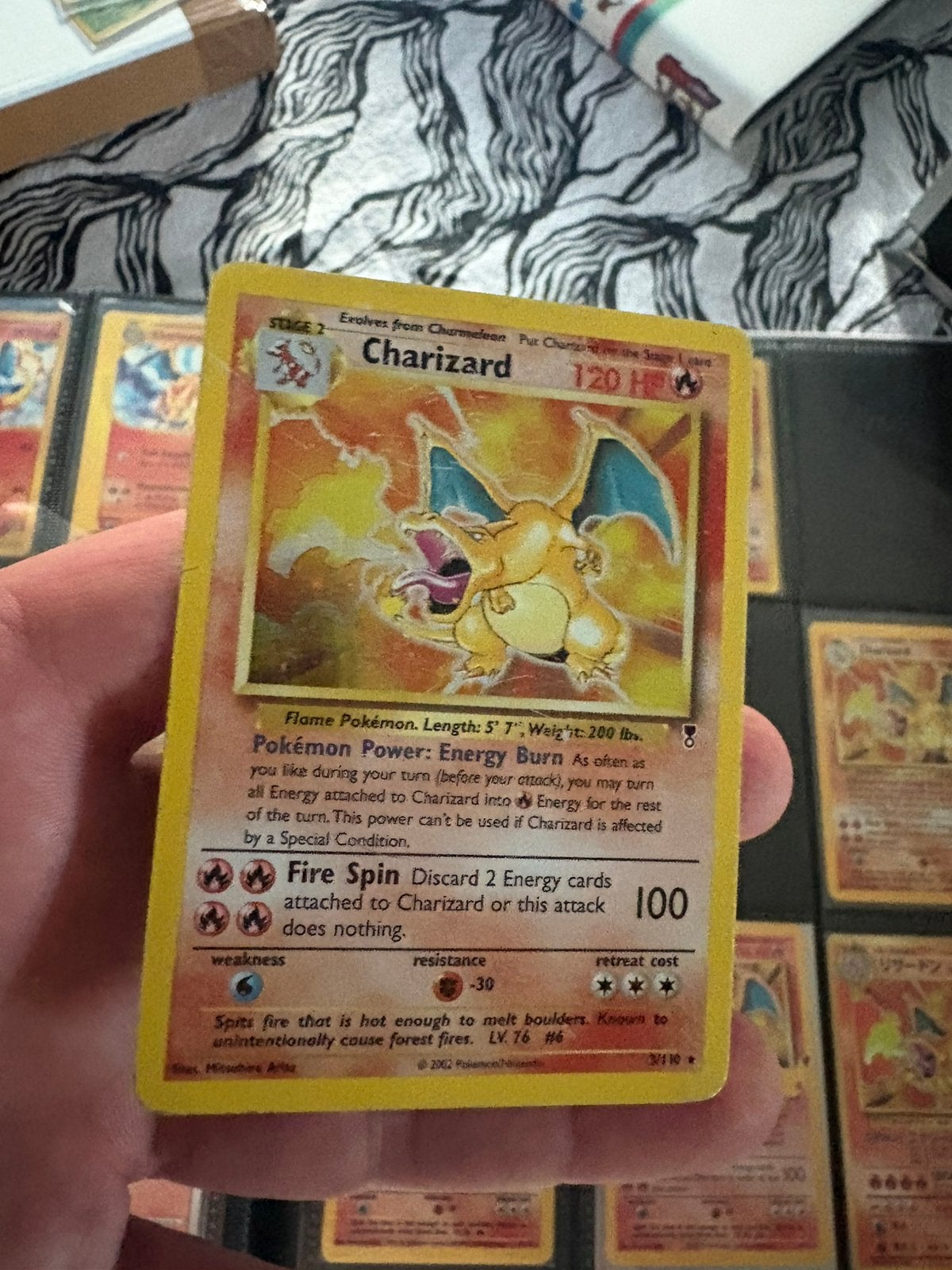 Charizard, Ophalen of Verzenden, Zo goed als nieuw, Meerdere kaarten, Foil