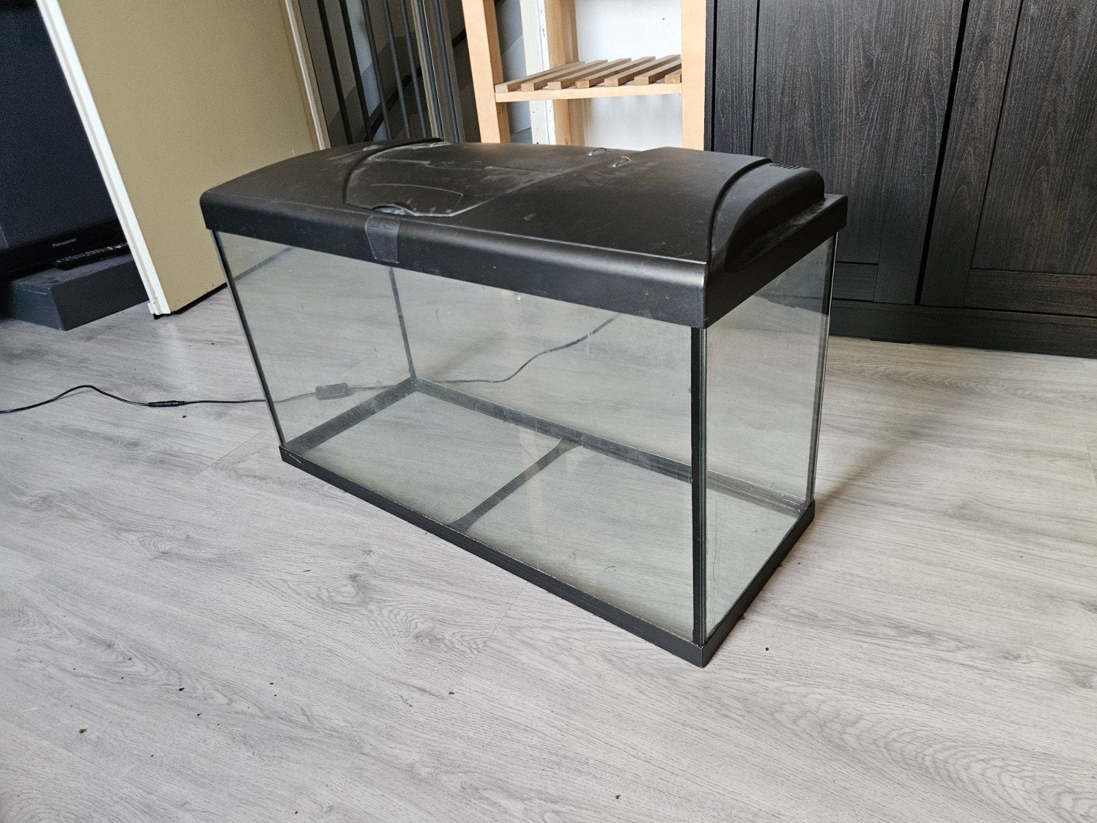 100 liter aquarium, inclusief lamp, Dieren en Toebehoren, Vissen | Aquaria en Toebehoren, Ophalen, Inclusief toebehoren, Leeg aquarium