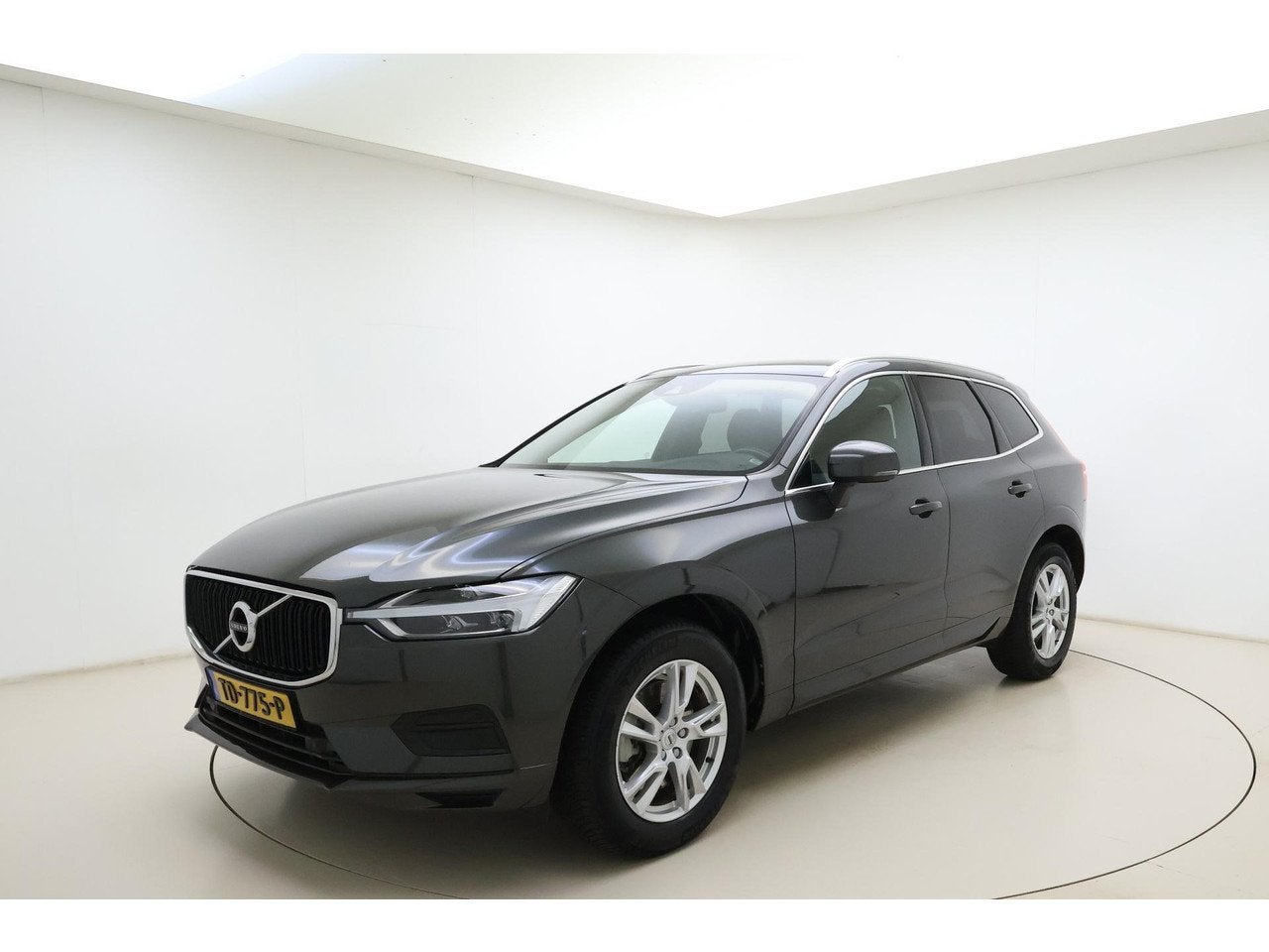 Volvo XC60 2.0 T5 Momentum Automaat | Lederen bekleding | We, Auto's, Automaat, Gebruikt, 4 cilinders, 1969 cc