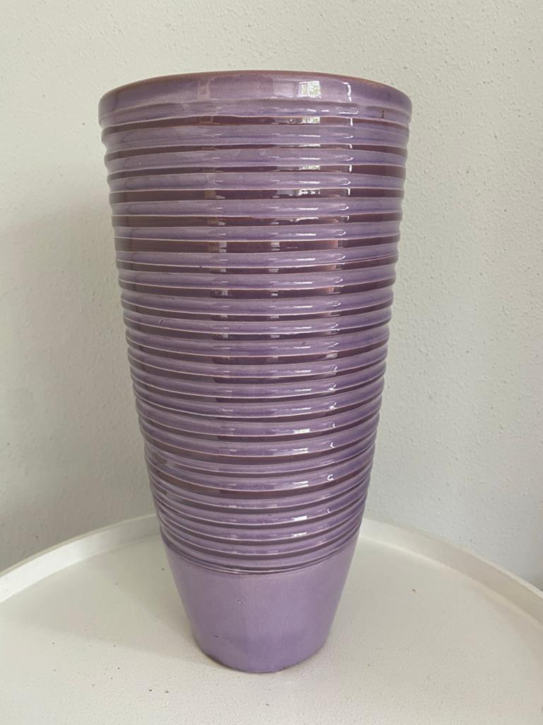 Paarse geribbelde vaas - 31 cm hoog, Ophalen of Verzenden