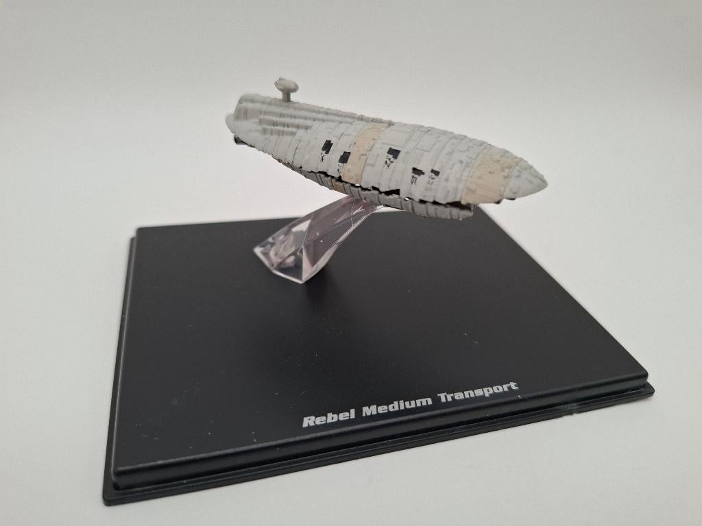 Star wars model Rebel Medium Transport, Overige merken, 1:50 of kleiner, Verzenden, Overige typen