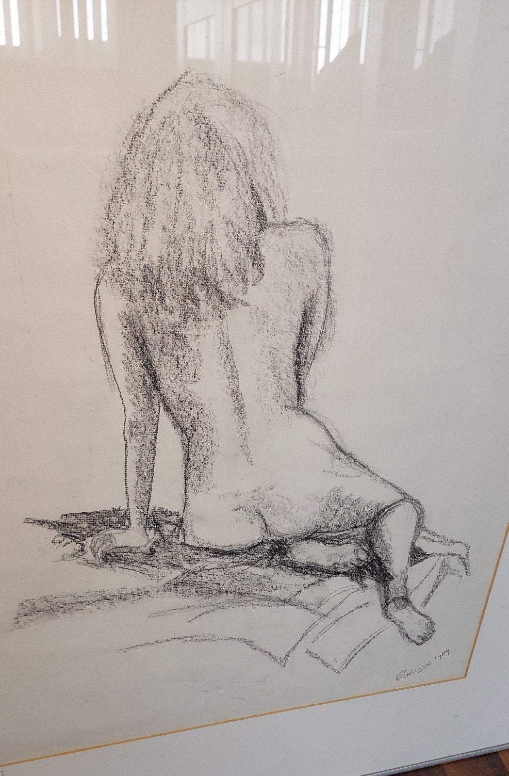 Mooie ingelijste tekening vrouwelijk naakt, gesigneerd 1989, Antiek en Kunst, Ophalen, Tekening, Potloodtekening, Gesigneerd