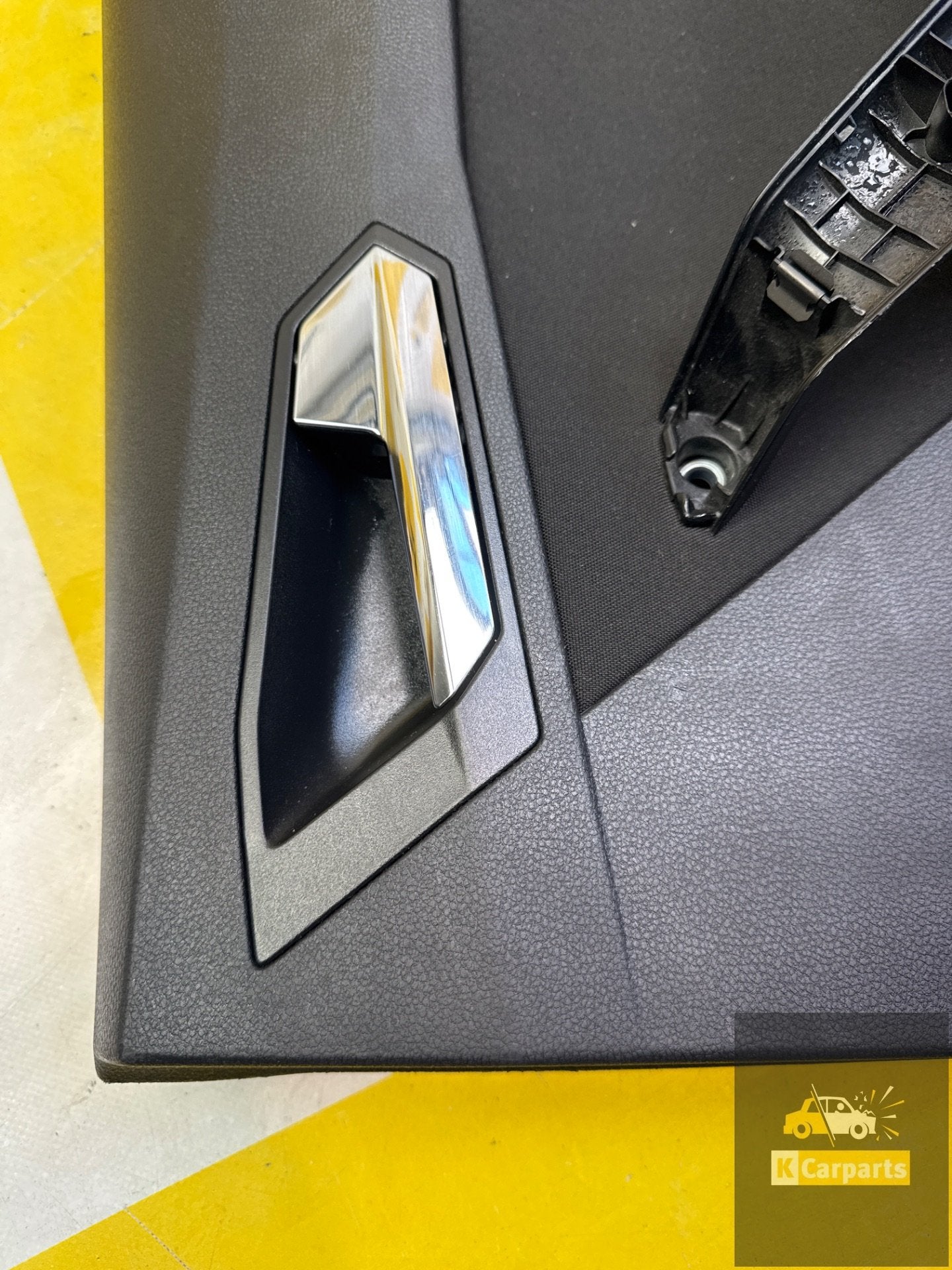Portierbekleding links-achter Seat Ibiza 6f0867134 deur bekl, Gebruikt, Autovia A-2, Km 585 585
08760  Martorell, ES, Ophalen of Verzenden