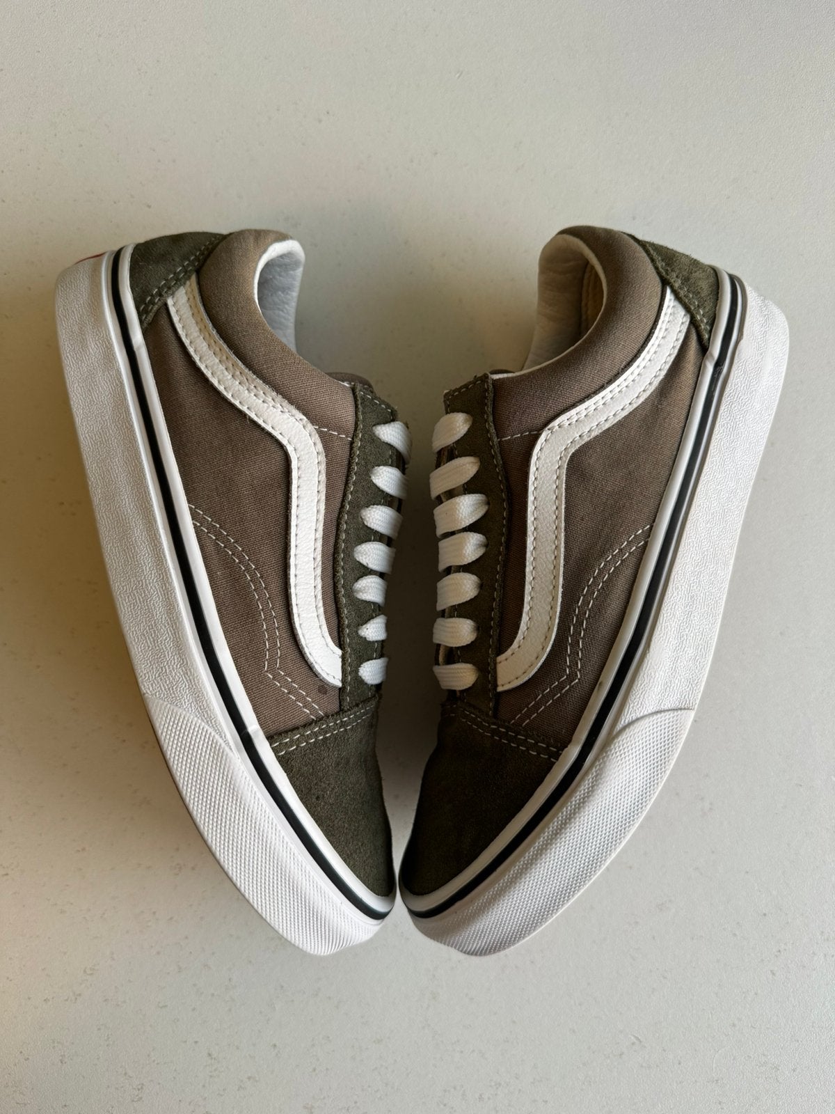 Vans, kaki, goede staat maat 36, Kleding | Dames, Ophalen of Verzenden, Groen, Sneakers of Gympen, Zo goed als nieuw