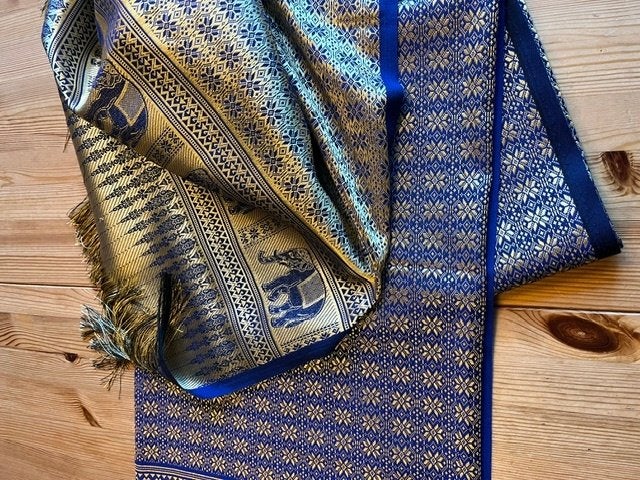 Brokaat Kleed uit Thailand 200 x 150 cm, Huis en Inrichting, Blauw, 100 tot 150 cm, 200 cm of meer, Ophalen of Verzenden