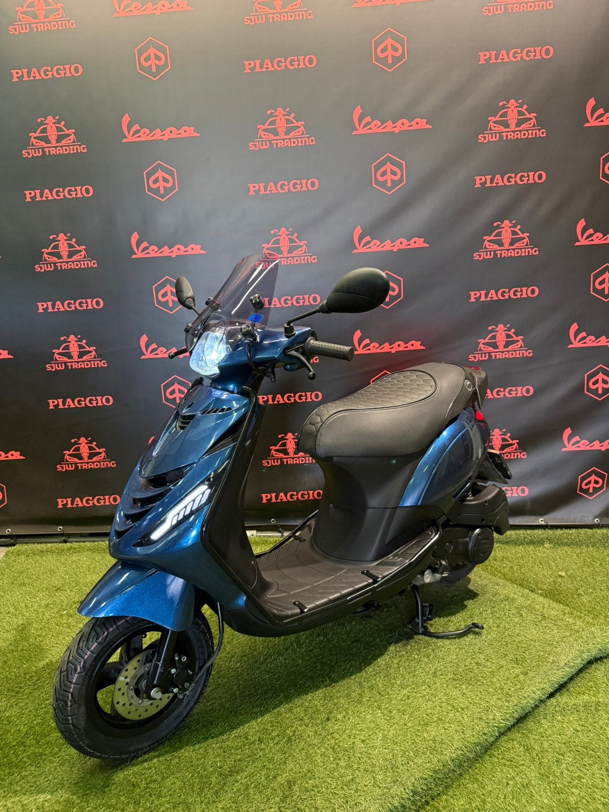 Piaggio Zip 2023 Brom! Midnight Blue / RS Zadel / Angel Eye!, Fietsen en Brommers, Scooters | Piaggio, Zip, Ophalen of Verzenden