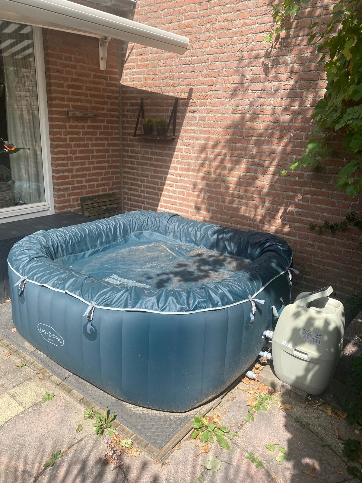 Lay-Z-Spa Ibiza Opblaasbare Jacuzzi met Accessoires, Ophalen, Gebruikt, Filter, Opblaasbaar
