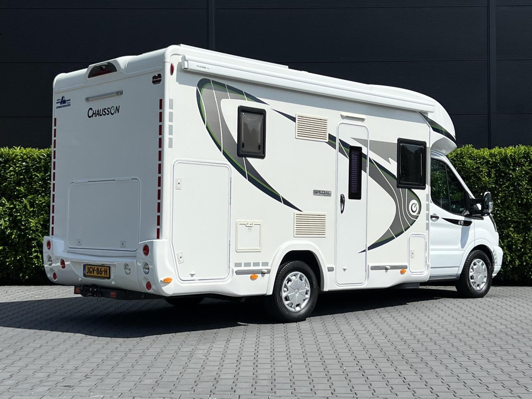 Chausson Welcome 610 170PK, AIRCO, PANORAMA, ELEKTRISCH HEFB, Chausson, Dakluik, Achteruitrijcamera, 6 tot 7 meter
