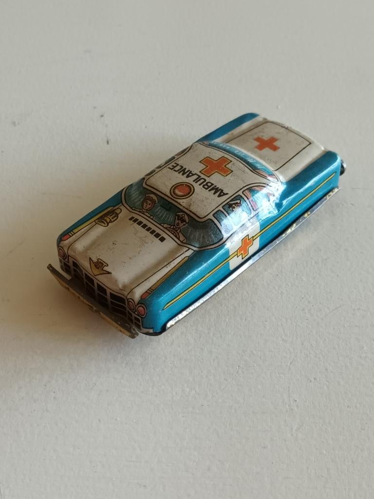 Vintage blikken ambulance speelgoedauto, Antiek en Kunst, Antiek | Speelgoed, Ophalen of Verzenden